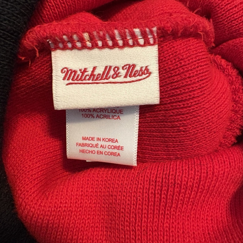 Atlanta Falcons Mitchell & Ness Winter Beanie NFL - Picture 6 of 8